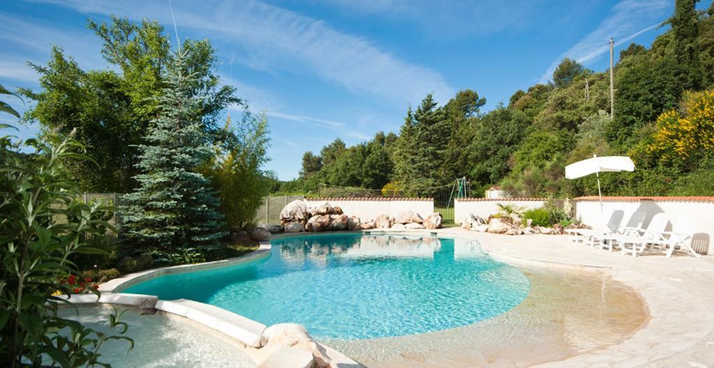 Domaine De Bertrandy Bed & Breakfast Allemagne-en-Provence Dış mekan fotoğraf