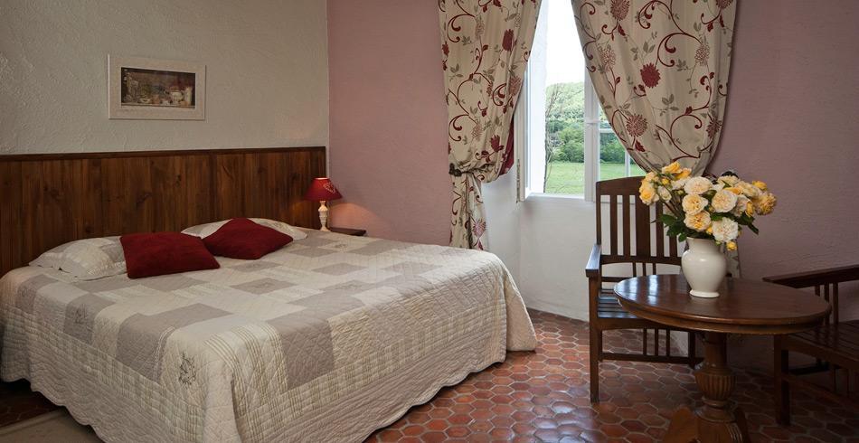 Domaine De Bertrandy Bed & Breakfast Allemagne-en-Provence Dış mekan fotoğraf