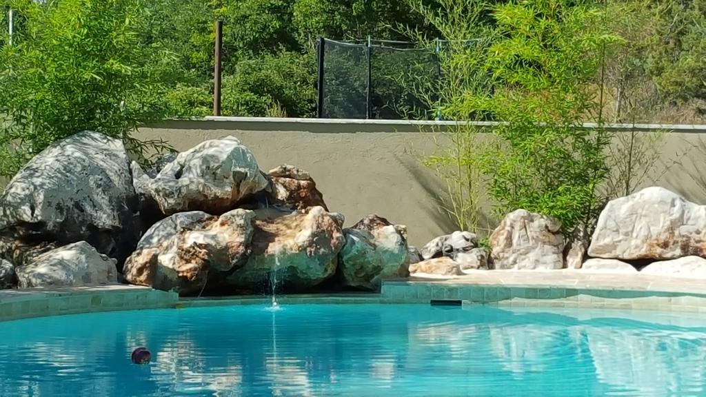 Domaine De Bertrandy Bed & Breakfast Allemagne-en-Provence Dış mekan fotoğraf